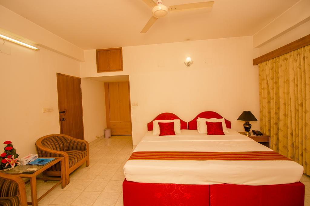 Laurel Hotels Ltd. Dhaka Phòng bức ảnh